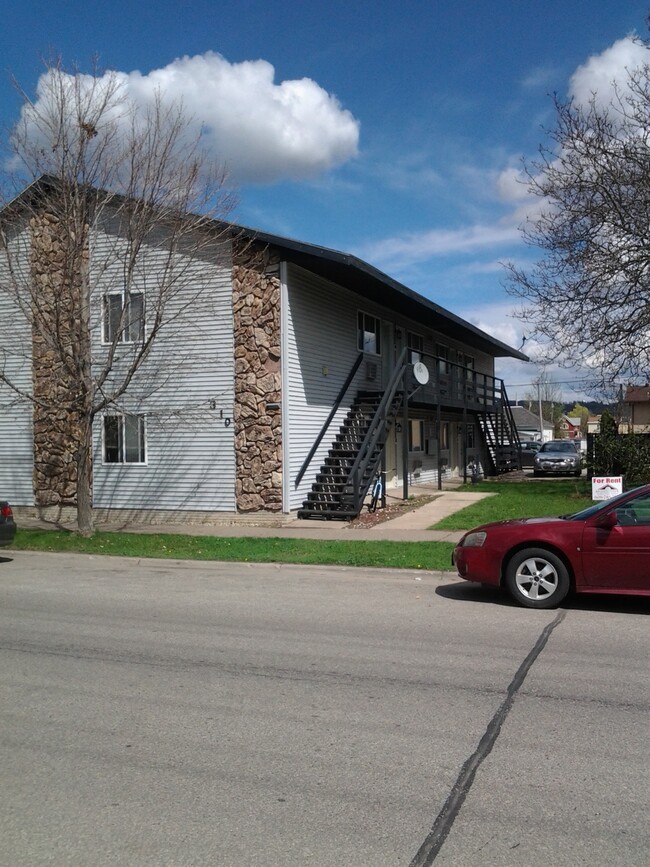 Foto del edificio - 310 10th St N