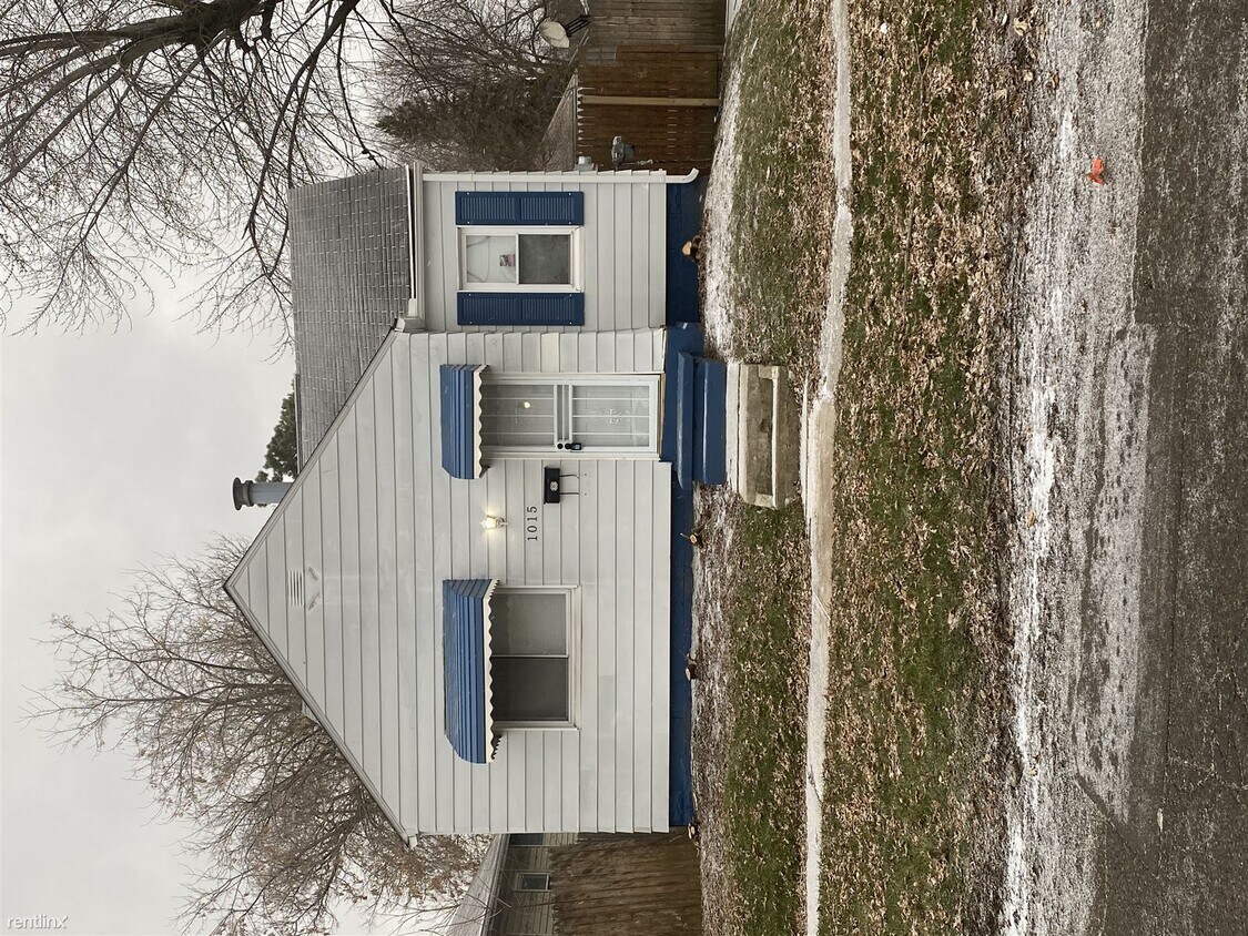 Primary Photo - 2 br, 1 bath House - 1015 Campbell St