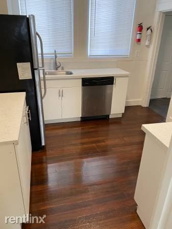 Building Photo - 2 br, 1 bath 4plex - 2126 35th Ave #3