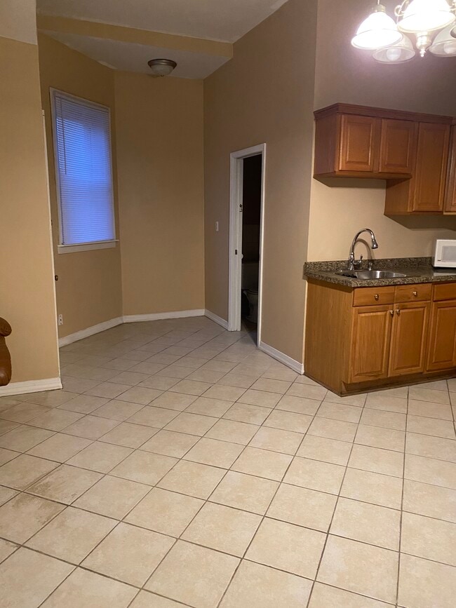 Foto del edificio - 1800 W 21st Plz