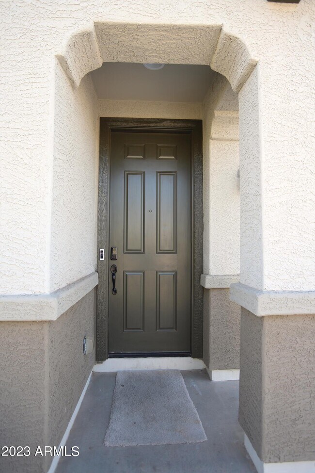 Foto del edificio - 5719 W Encinas Ln