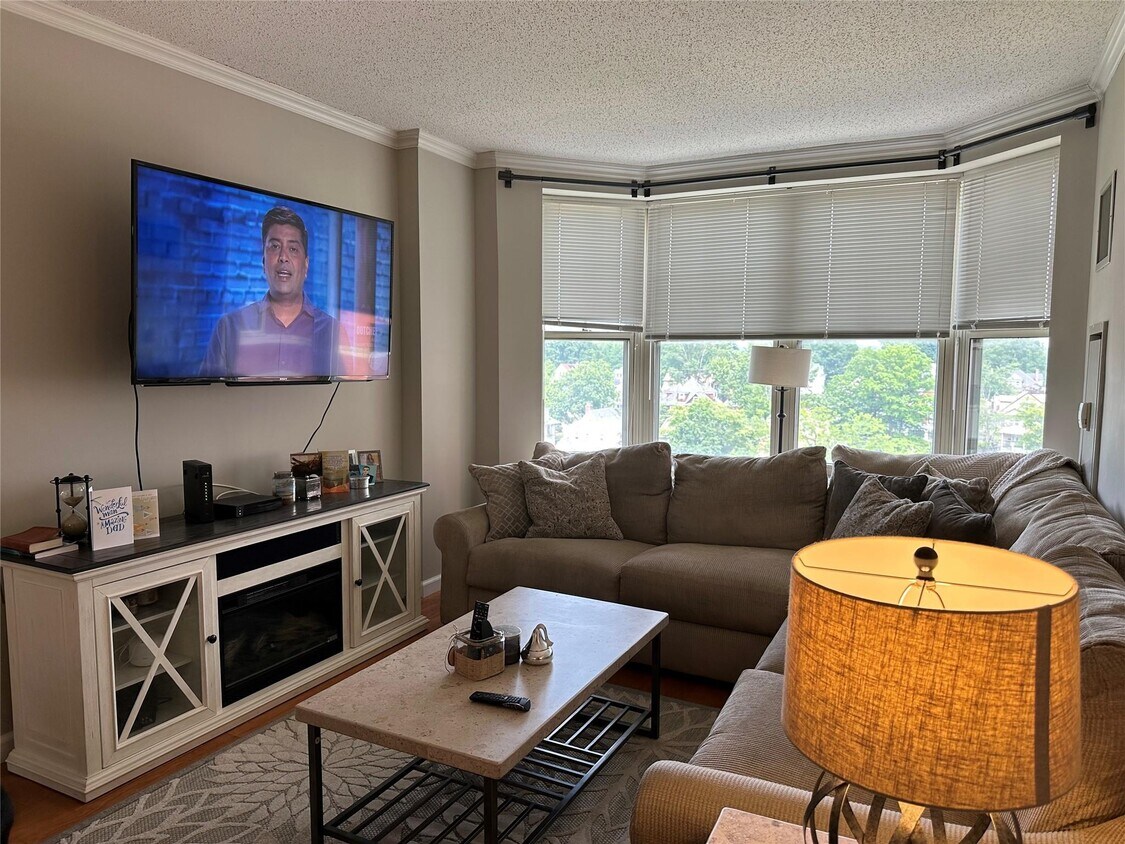 Foto principal - 300 Mamaroneck Ave