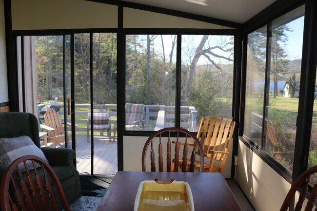 Foto del edificio - 104 Underwood Rd