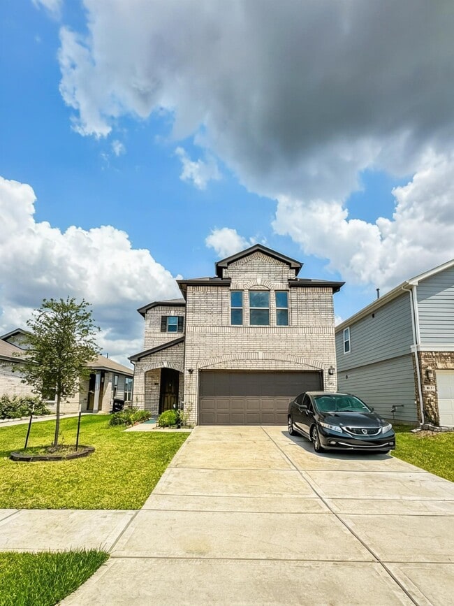 Building Photo - 6131 Morning Fern Ln
