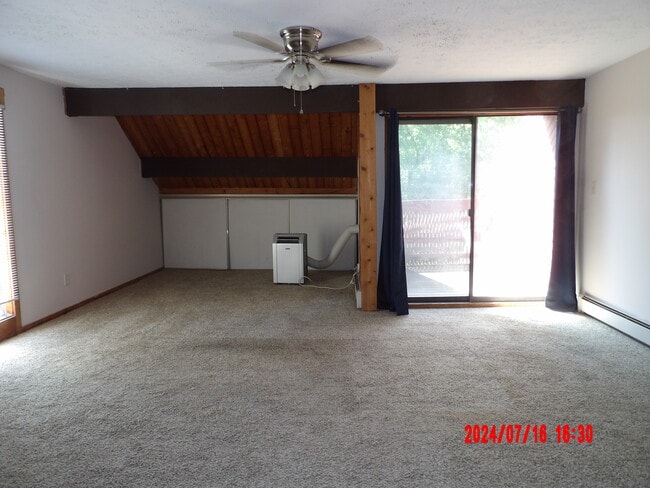 Building Photo - 1561 Treetop Trail
