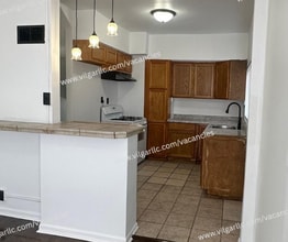 Building Photo - 600 W 46th Ave