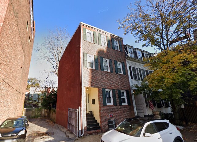 Building Photo - 14 Edgerly Pl