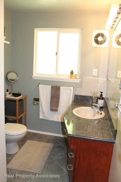 Foto del edificio - 3 br, 2 bath House - 11826 NE 74th St