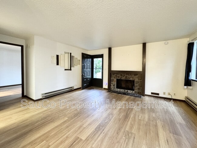 Building Photo - 63 Galen St