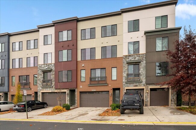 Foto del edificio - A Glimpse of Serene Living in Chantilly, VA