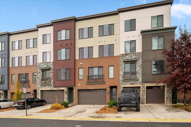 Photo - A Glimpse of Serene Living in Chantilly, VA Apartment