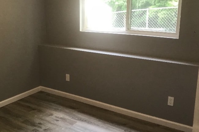 Building Photo - 305 Fletcher St