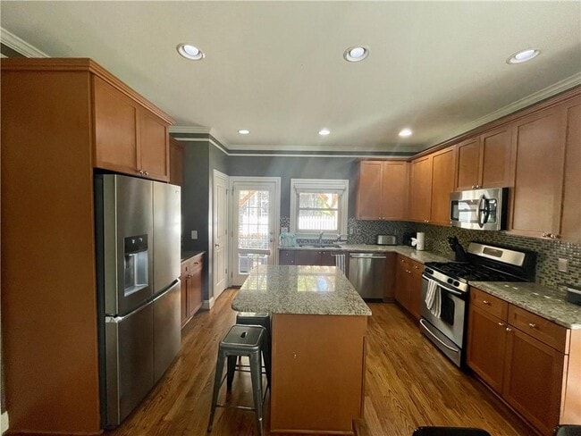 Building Photo - 1517 Gilstrap Ln NW