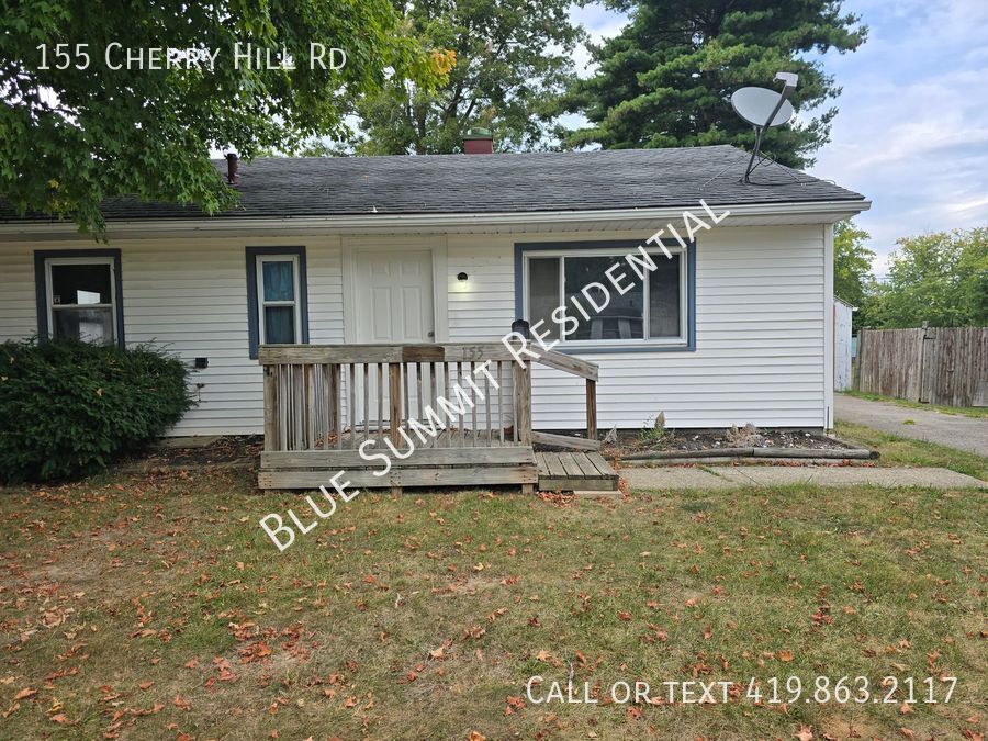 Primary Photo - Charming 3-Bedroom Ranch with Detached Gar...