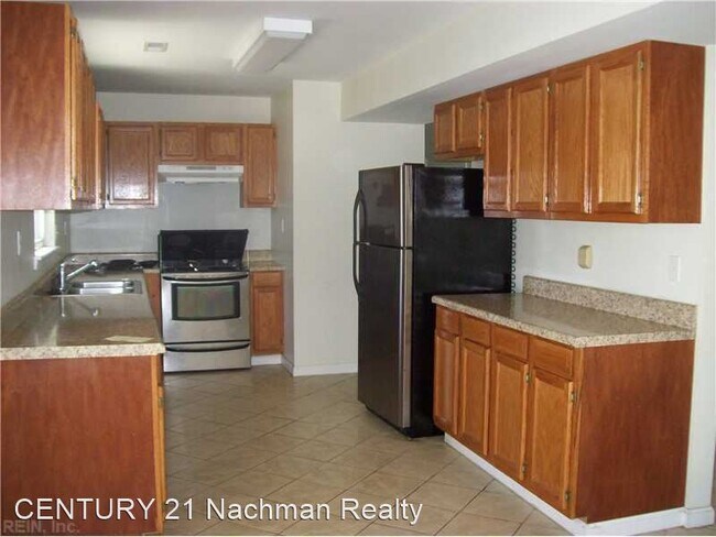 Building Photo - 5 br, 3 bath House - 710 Round Bay Road