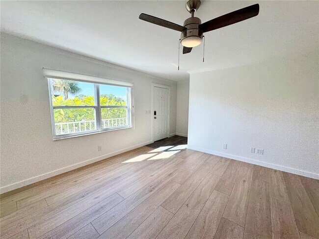 Foto del edificio - 9205 Tudor Dr