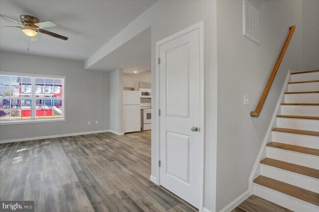 Foto del edificio - 36 Dahlgren St