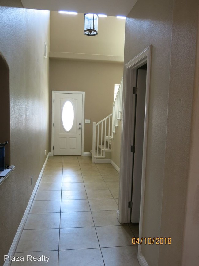 Building Photo - 814 Cottonwood Cove St