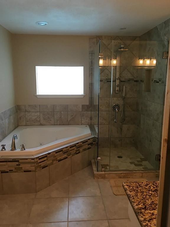 Building Photo - 1907 Thousand Pines Dr