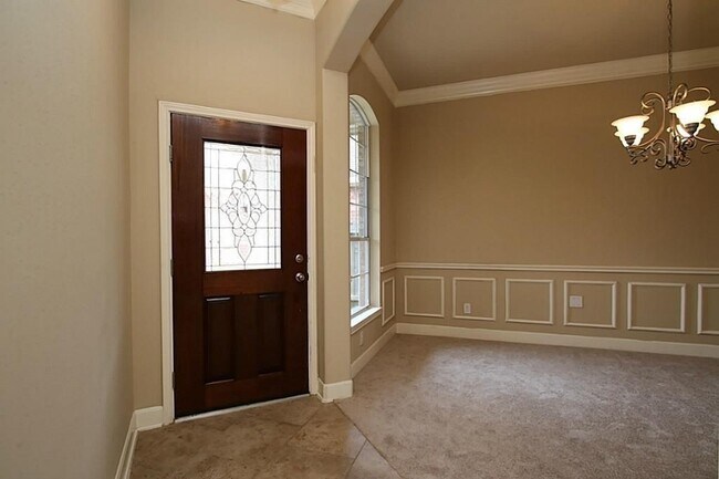 Building Photo - 17819 Avalon Point Ct