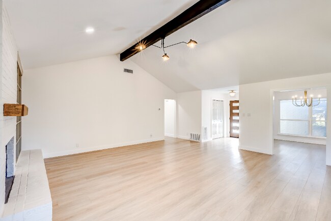 Foto del edificio - 4827 Gerona Dr