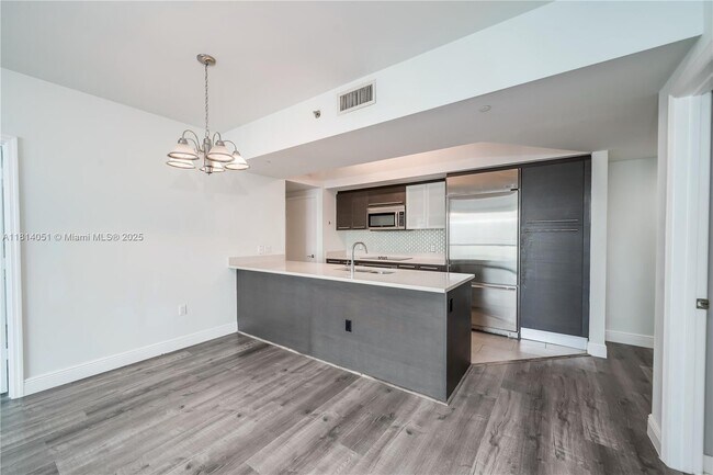Foto del edificio - 55 SE 6th St