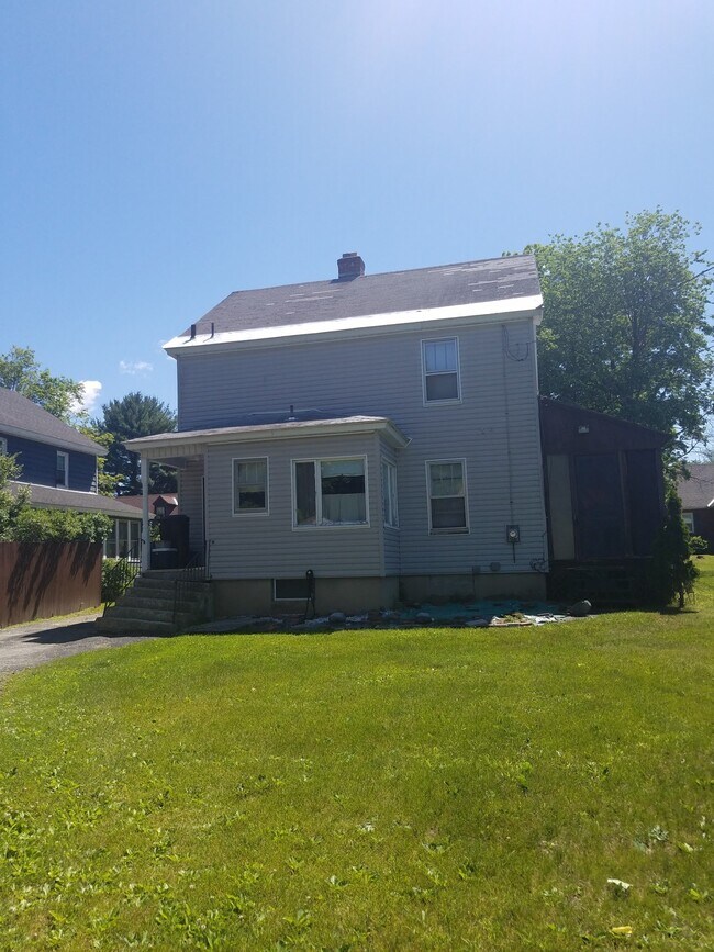 30 Putnam Ave, Pittsfield, MA 01201 House Rental in Pittsfield, MA