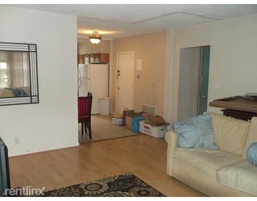 Building Photo - 3 br, 2 bath  - 215 Lake Shore Rd