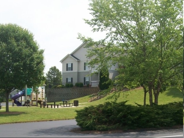 Building Photo - Ridge Run Apartments