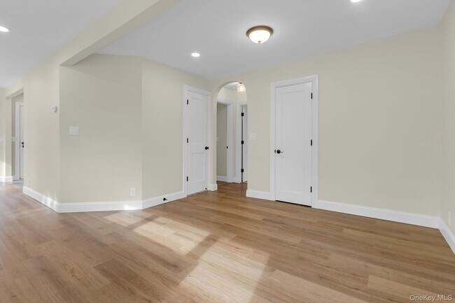 Foto del edificio - 21 Reading Rd