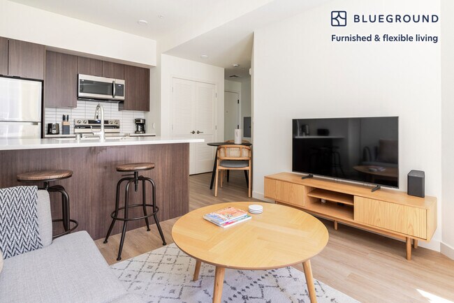 Building Photo - 100 Callan Ave