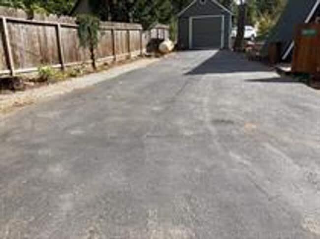 Building Photo - 20150 Manzanita St
