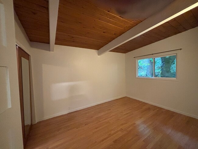 Bedroom - 3323 Windolph Loop NW