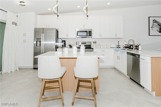 Foto del edificio - 5466 Double Eagle Cir