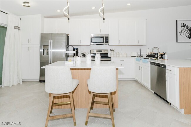 Building Photo - 5466 Double Eagle Cir