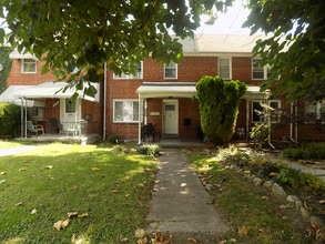 Building Photo - 2329 Ashburton St