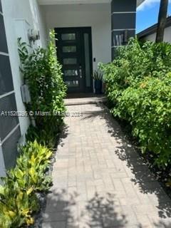 Foto del edificio - 4944 Whispering Way