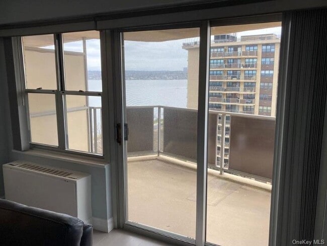 Building Photo - 17-85-85 215th St