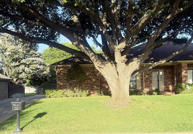 Street View - 5405 Ledgestone Dr