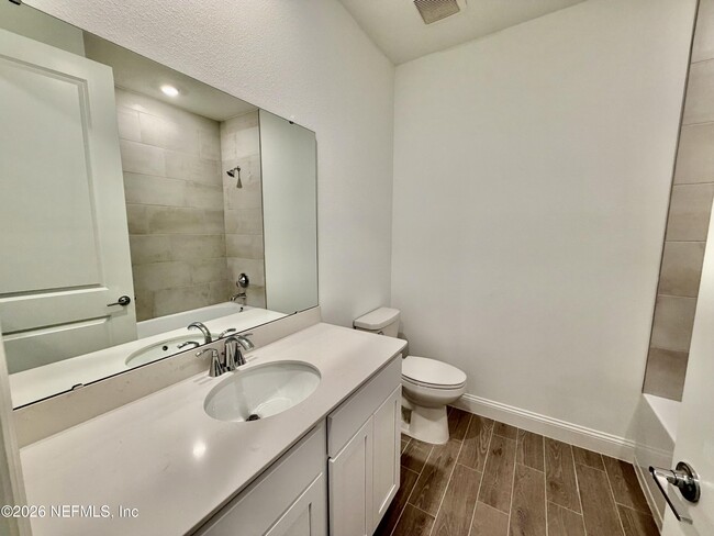 Building Photo - 96 Bellaire Isle