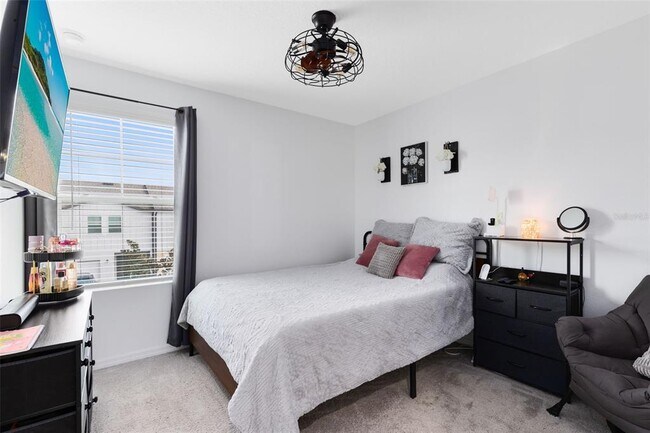 Foto del edificio - 528 Madison Dr