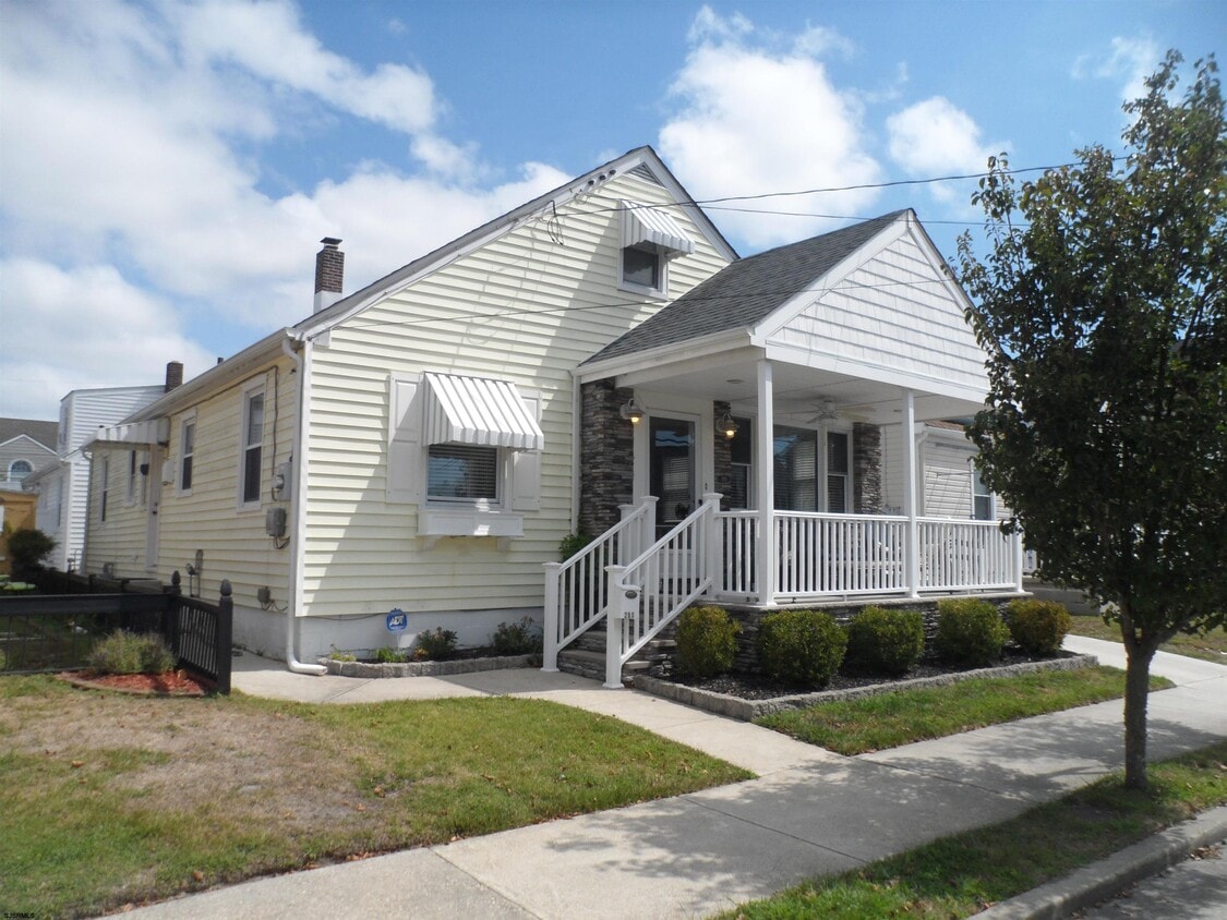 205 N Essex Ave, Margate City, NJ 08402 House for Rent in Margate City, NJ
