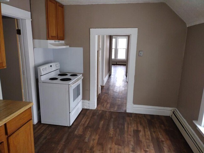 Foto del edificio - 292-294 Thomas Ave