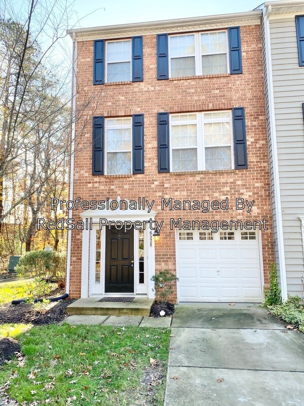 Building Photo - 6528 Artillery St