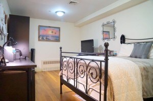 Foto del edificio - 384 Maple St