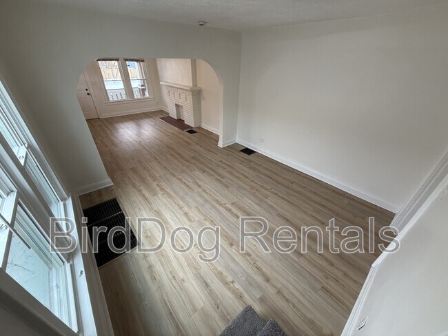 Foto del edificio - 1295-1297-1297 Lockbourne Rd