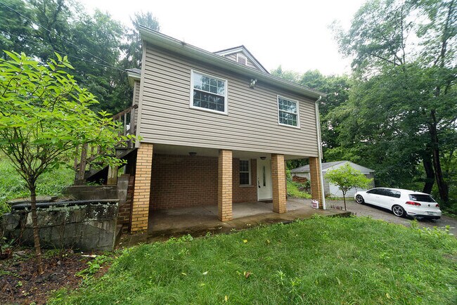 Building Photo - 1091 Milltown Rd