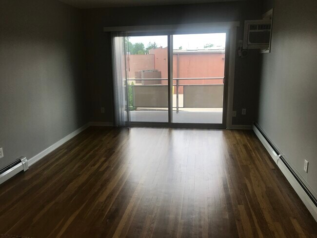 Foto del edificio - 2200 Jefferson Ave
