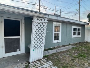 Building Photo - 9809 S Padre Island Dr