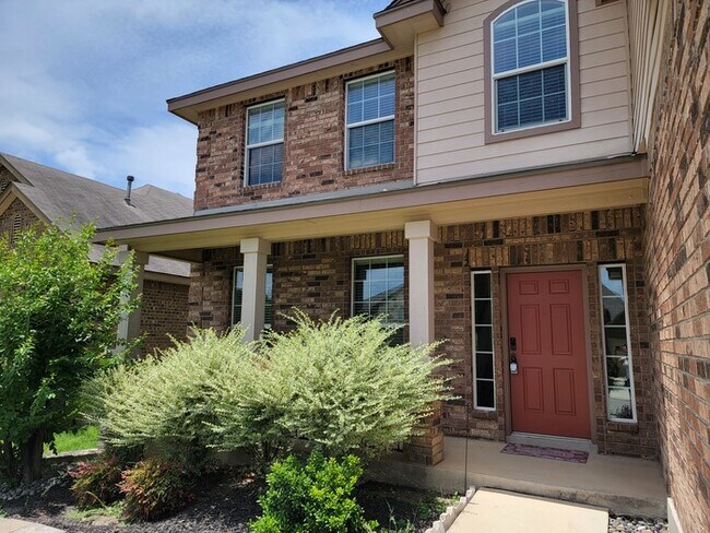 Building Photo - Charming 4 beds 2 baths in San Antonio!